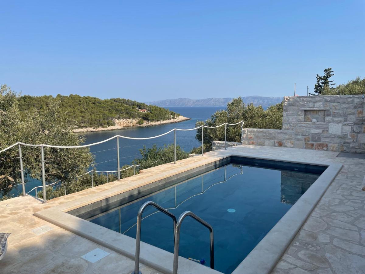 Holiday Home Tranquility ヴェラ・ルカ エクステリア 写真